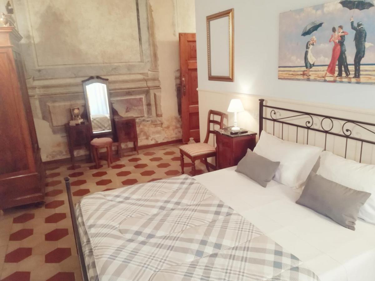 Il Rifugio Di Elizabeth Bed & Breakfast Бергамо Екстериор снимка